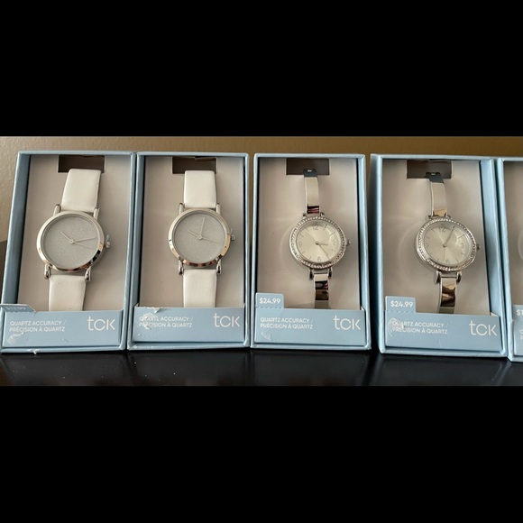 TCK Quartz Watch - Picture 2 of 4